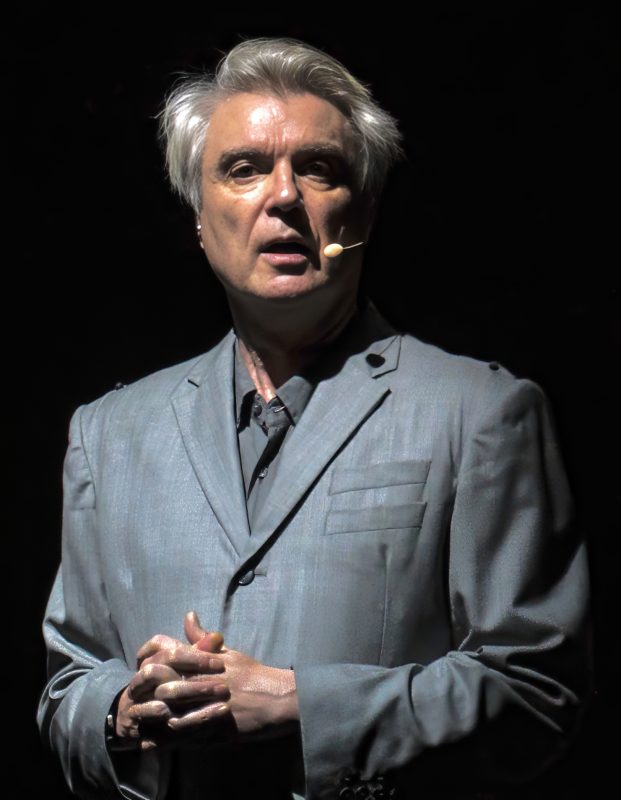 Ο David Byrne γράφει τραγούδι για ντοκιμαντέρ του Alex Gibney αφιερωμένο στον Elon Musk